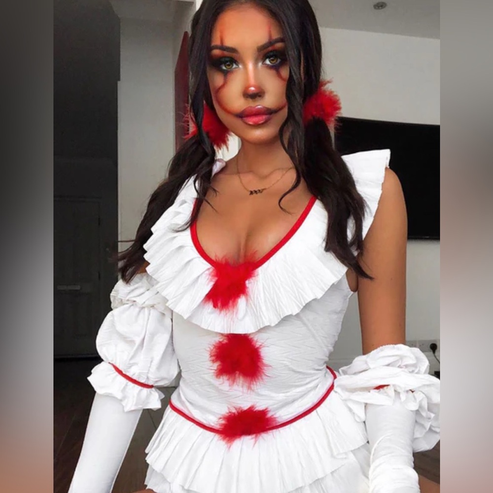 Fashion Nova: Let’s Play a Game 5 piece Costume Set - White